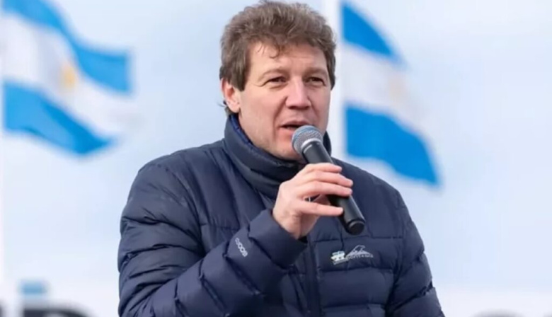 “El endeudamiento siempre te saca soberanía, ya pasaba con el Fondo, y ahora se agrava con este nuevo esquema”