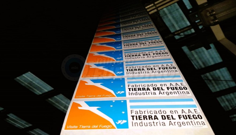 Von der Thusen propone enseñar la Ley 19.640 en las escuelas