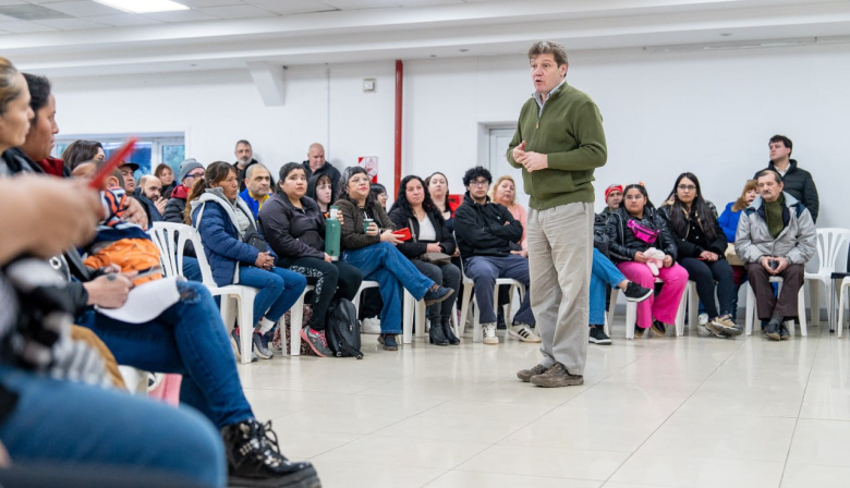 El Gobernador Melella mantuvo un encuentro con referentes de comedores y merenderos de Rio Grande