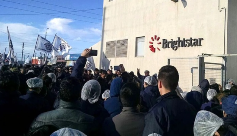 Trabajadores de latec, Famar y Brightstar tendrán suspensiones hasta fin de año