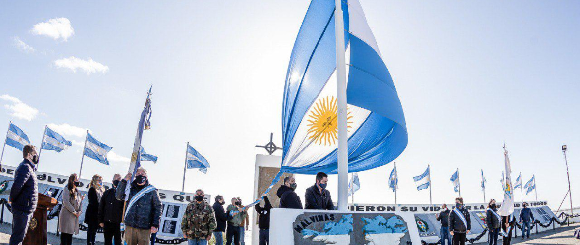 ACTO HOMENAJE A LOS VETERANOS DE GUERRA