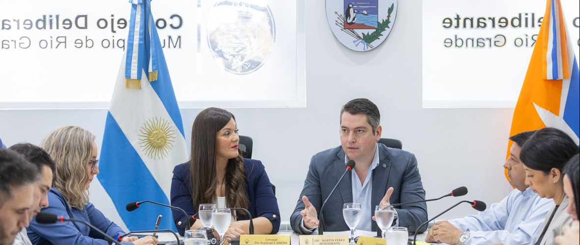 MARTÍN PEREZ PRESENTÓ EL PRESUPUESTO 2027: BAJA DE IMPUESTOS, DESENDEUDAMIENTO, OBRAS Y MÁS SALUD*