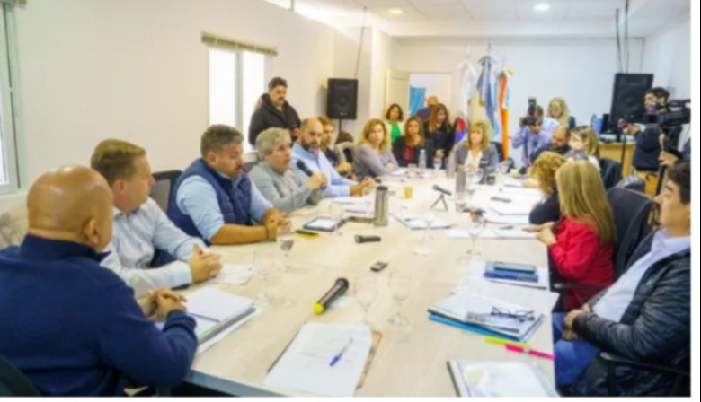 “Era importante poder encontrarnos en esta Comisión para comentarles el trabajo que se está haciendo", dijo Tita