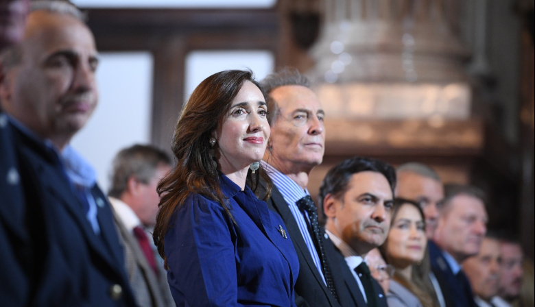 Son ellos, están en el salón