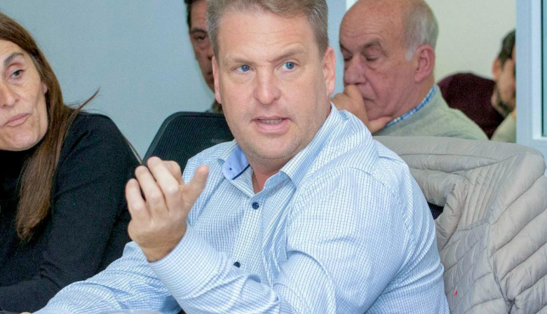 “Quienes estudian fuera de la provincia tienen el derecho de volver”, dijo Von Der Thusen