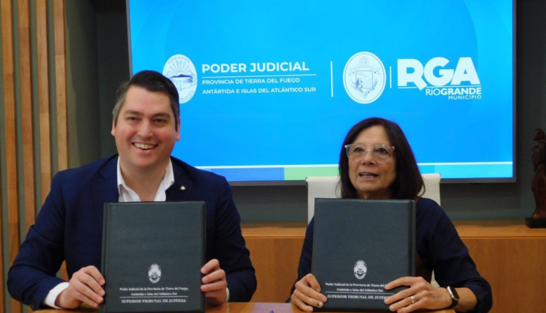 La Dra. Battaini firmó un convenio de colaboración y asistencia con el intendente de Río Grande