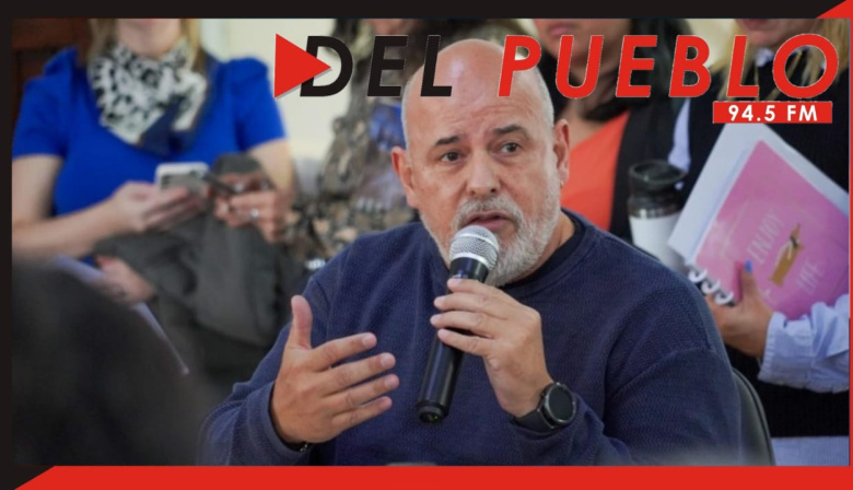 “Muchos de la Cámara están sentados y otros ni siquiera son socios, pero acompañaron para la foto”