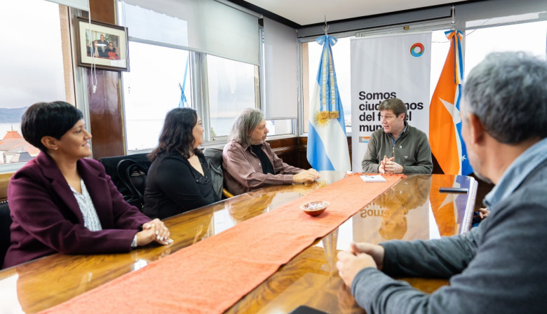 El secretario general de FADUN expresó al gobernador su respaldo en la lucha por sostener los puestos laborales de la provincia