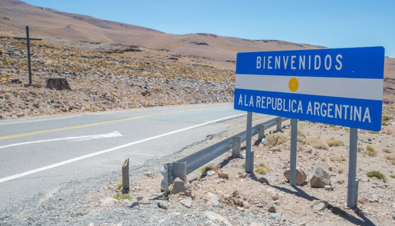 Nuevos requisitos para ingresar a Argentina: piden seguro de salud internacional y declaración jurada previa