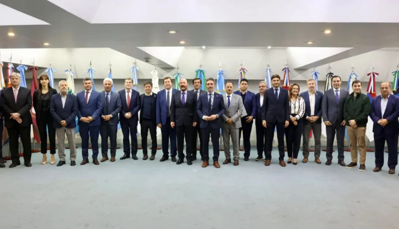 Gobernadores envían al Congreso dos proyectos para aumentar fondos para las provincias