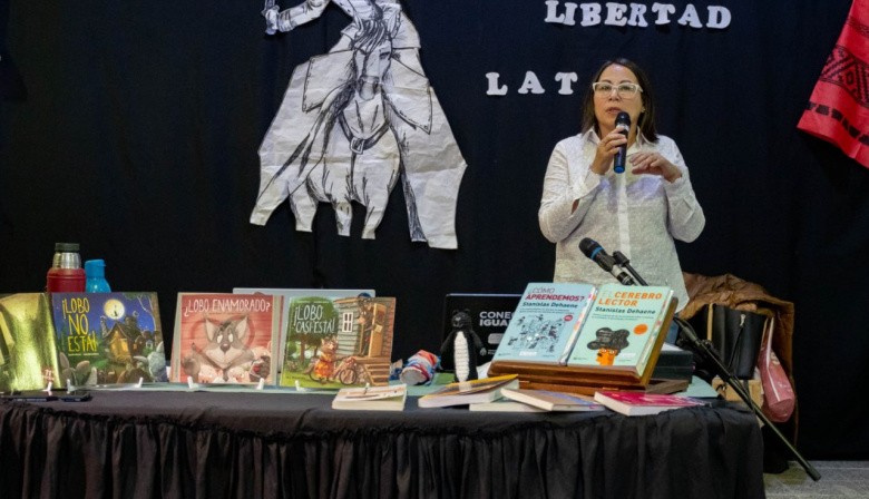 El ministerio de educación de la provincia avanza en su plan de alfabetización del fin del mundo