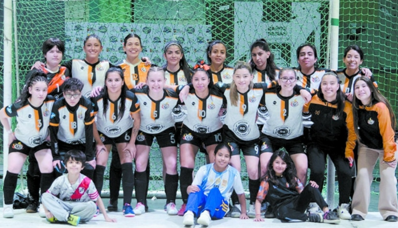 Confirmada la final femenina, los triangulares también