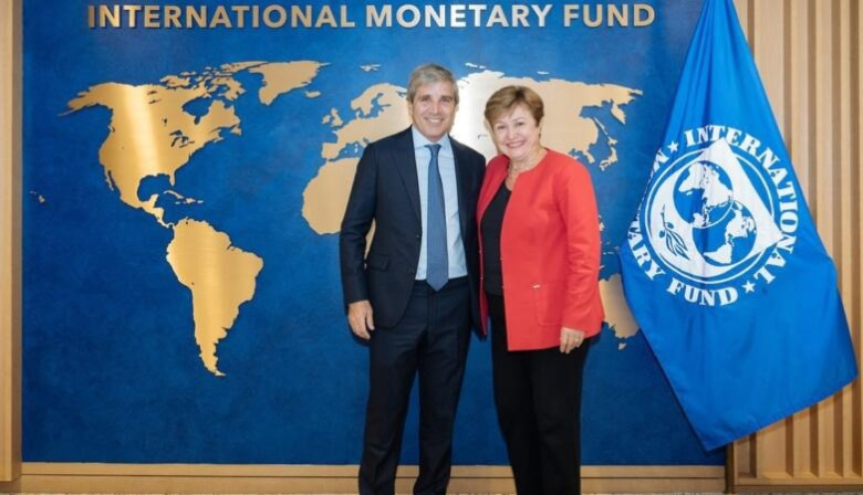 Críticas al gobierno de Milei por la nueva deuda contraída con el FMI.