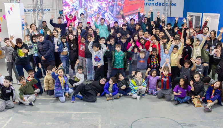 Miles de vecinos y vecinas disfrutan del invierno con las actividades del municipio