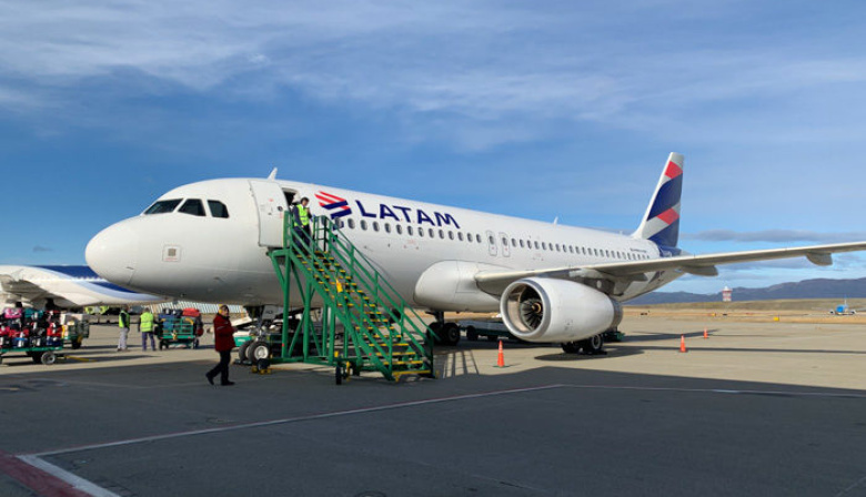 LATAM desprecia la soberanía argentina sobre las Islas Malvinas