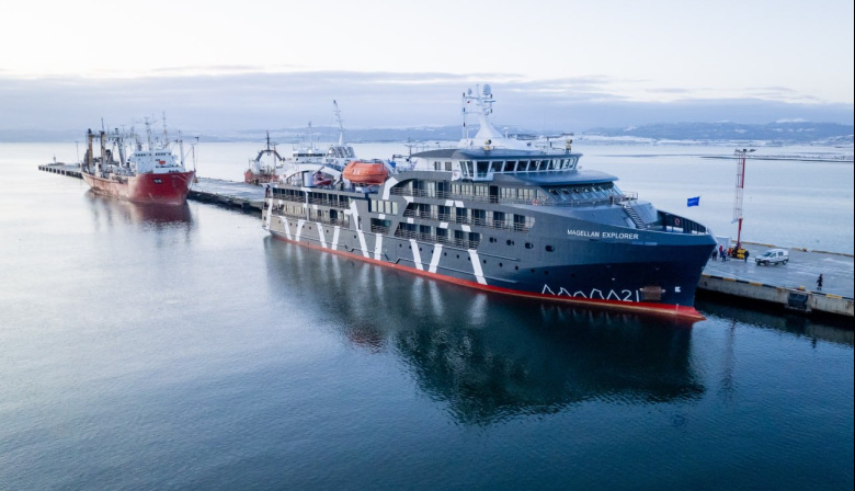 Ushuaia recibió al primero crucero antártico de la temporada 2025-2026