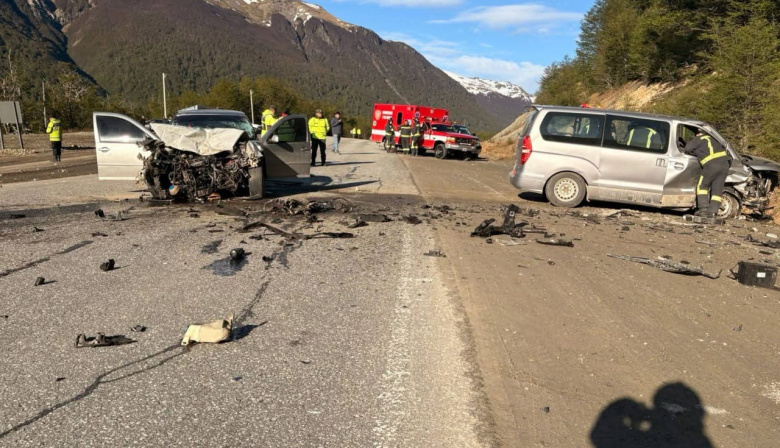 Violento choque frontal en la Ruta N° 3: varios heridos