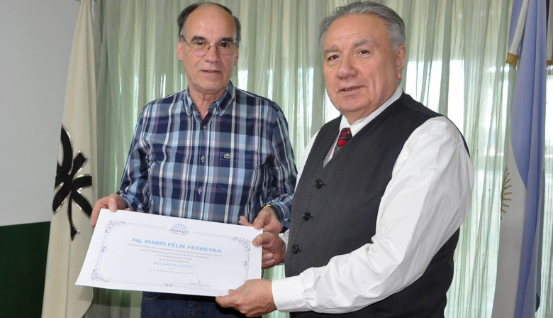 El ingeniero Mario Ferreyra recibió un Diploma de Honor de la Nación