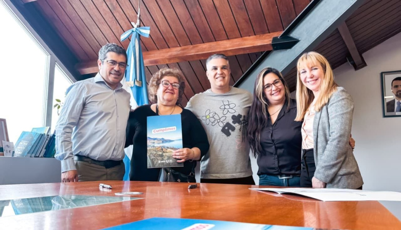 Más familias de Ushuaia recibieron títulos de propiedad