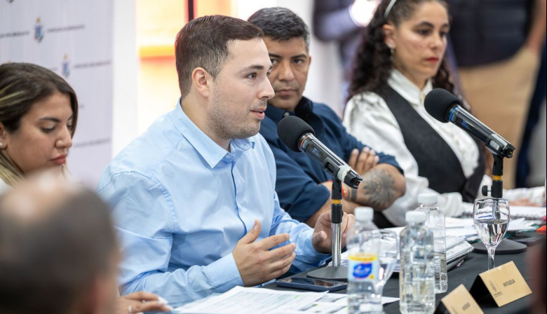 ”VAMOS A SOSTENER UN MUNICIPIO EFICIENTE Y MODERNO QUE DA RESPUESTAS A LA COMUNIDAD”