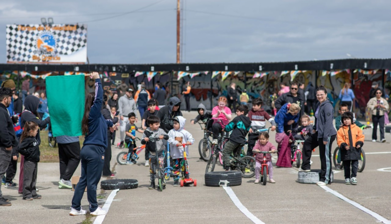 Más de 20 mil estudiantes participaron durante el año de los programas provinciales de Educación Física