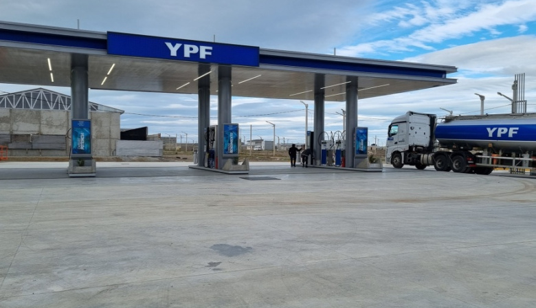 YPF anunció que la nafta bajará en promedio un 2% esta semana