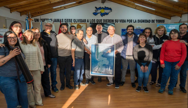 Municipio, Veteranos y Docentes Antárticos trabajan en acciones para abordar la temática soberanía en las escuelas