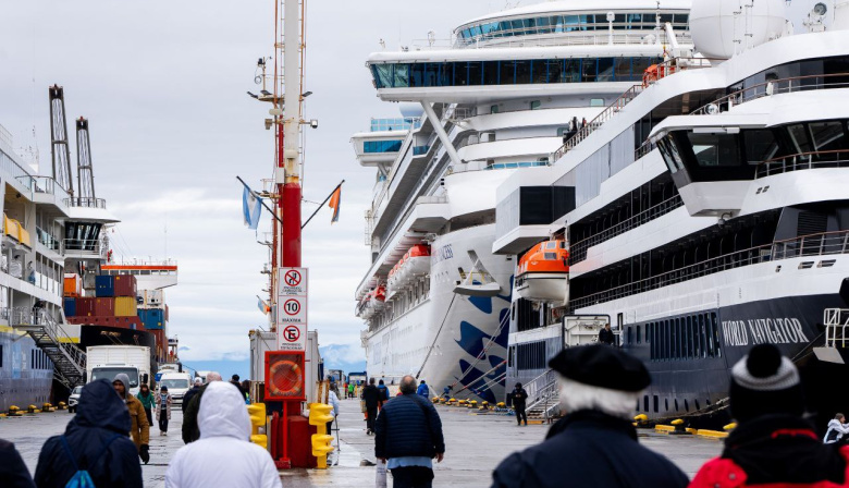 Tierra del Fuego demostró su capacidad operativa en una jornada de alta complejidad de cruceros en Ushuaia