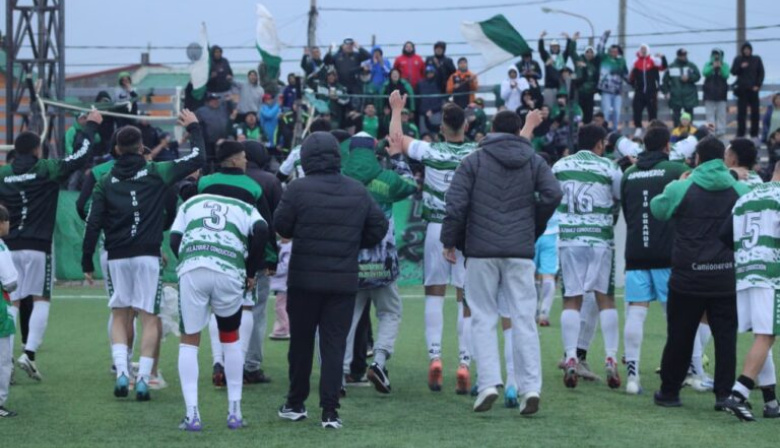 Camioneros inicia los Cuartos de Final ante Boxing Club en el Centro Deportivo Municipal