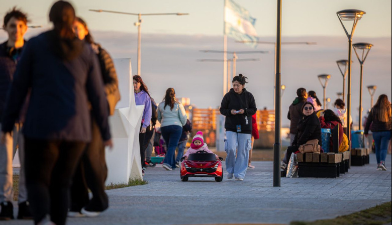 ESTE FIN DE SEMANA, EL PARQUE DE LOS 100 AÑOS SE LLENA DE MÚSICA, JUEGOS Y SOLIDARIDAD