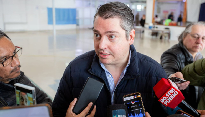 ARANCEL 0 A CELULARES: “EL GOBIERNO NACIONAL ESTÁ ATACANDO EL TRABAJO DE LOS FUEGUINOS”