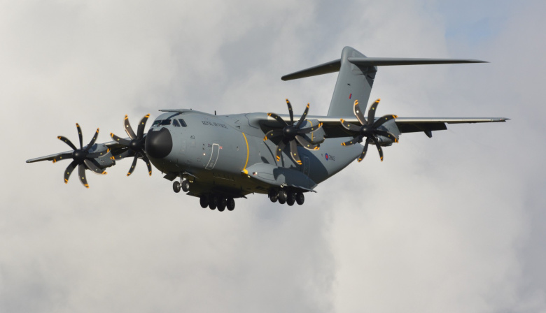 Reino Unido consolida su logística aérea entre Malvinas y Chile