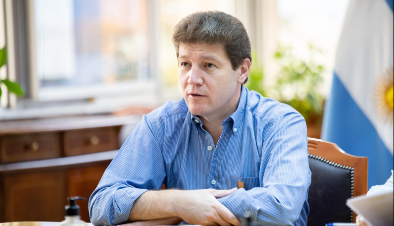 Melella sospecha de intereses geopolíticos detrás de la intervención del Puerto de Ushuaia