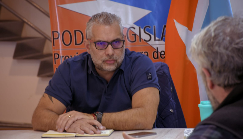 Lapadula impulsa el diálogo para avanzar en la emergencia por perros asilvestrados