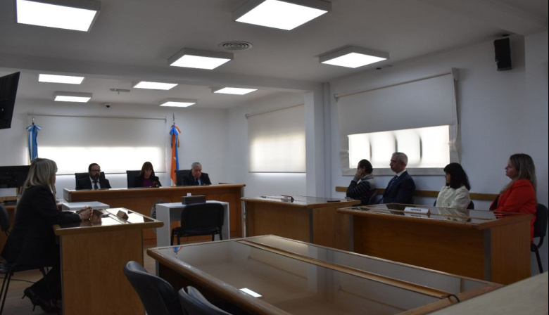 Condenan a un hombre a 4 años y 6 meses de prisión por distribución de material de abuso sexual infantil