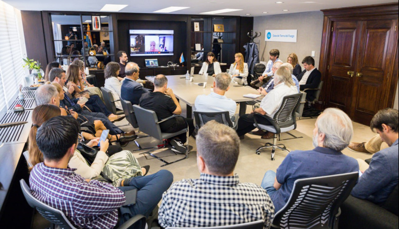 Gobierno trazó una agenda conjunta con representantes de las cámaras Industriales Fueguinas