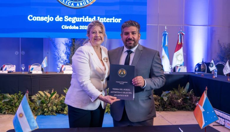Tierra del Fuego adhiere a convenios nacionales para fortalecer la lucha contra delitos económicos y la búsquedas de personas