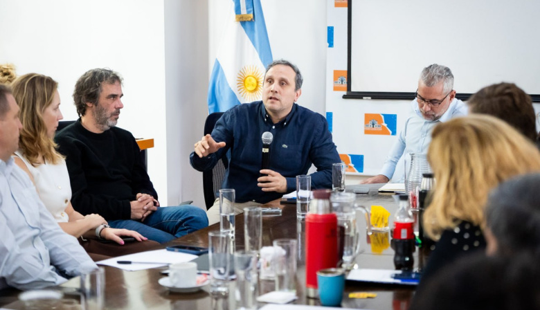 El ministro Alejandro Barrozo detalló en a legislatura la situación económica y financiera de la provincia