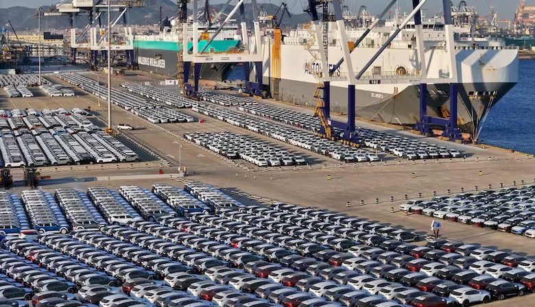 El Gobierno tiene listo el decreto que bajará las retenciones a la exportación de autos: cómo será y qué podría frenarlo