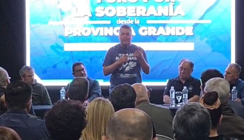 “La soberanía es la capacidad de un pueblo para defender su propio destino”