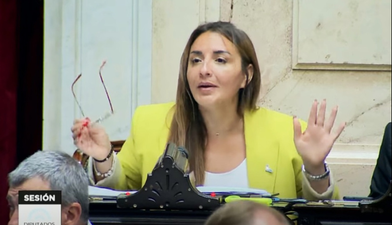 “Las fábricas están vacías y las familias cada vez más endeudadas”