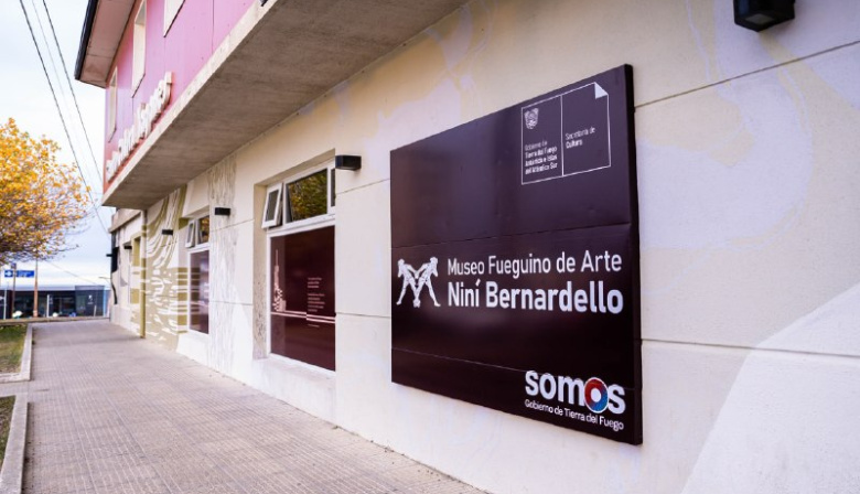 El Museo Fueguino de Arte abrirá sus puertas para una nueva edición de la feria “VIDRIERA DE ARTISTA"