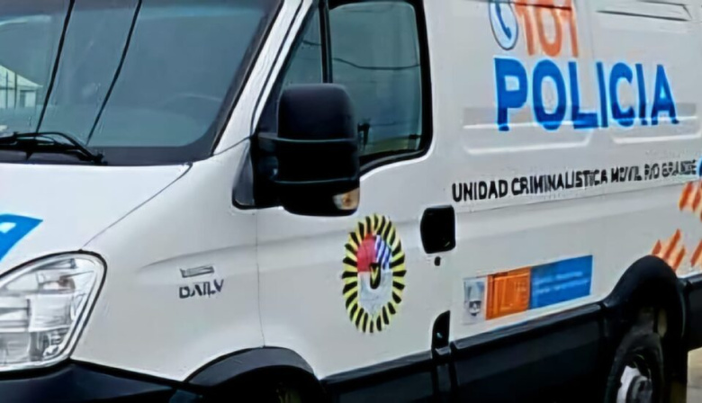 Un hombre de 43 años murió en su vivienda del barrio Intevu y se presume suicidio