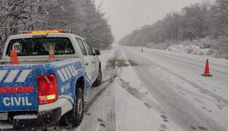 “Ya estamos teniendo nevadas en abril”, dijo Sergio Gamarra y pidió prepararse para el invierno