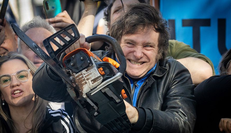 Para el New York Times, Milei quiere "reprogramar la mente de los argentinos"