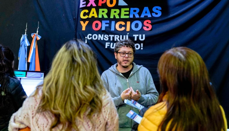 Nueva edicion de Expo Carreras y Oficios: Se invita a las instituciones educativas a sumarse la construcción de la guía de promoción egreso 2026