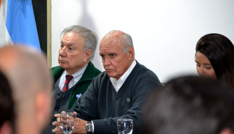 El veterano de Malvinas, José “Cacha” Arca brindó un conmovedor relato en la UTN