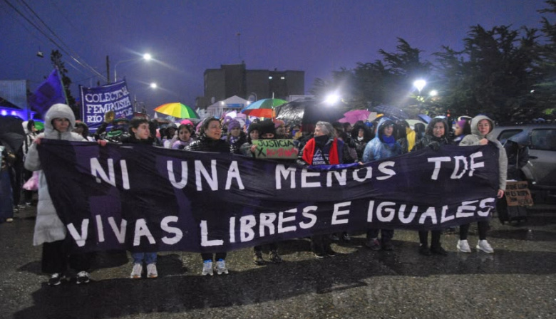 Ni Una Menos volvió a marchar en Río Grande: “Hace 11 años que salimos a las calles porque nos siguen matando”