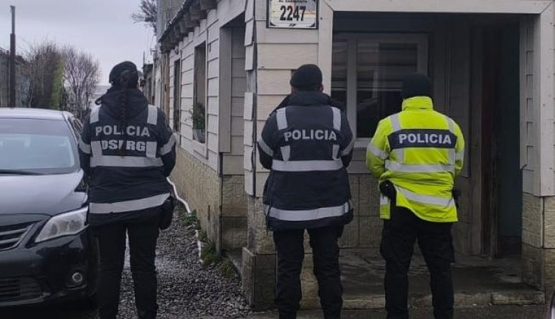 Investigan presunto abigeato en campos de la Misión Salesiana: secuestran carne durante allanamientos en Río Grande