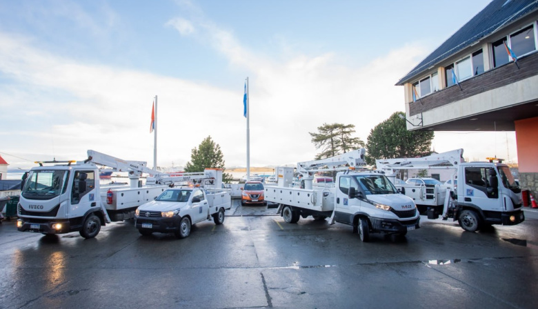 La DPE presentó nuevas unidades para fortalecer el servicio eléctrico en Ushuaia y Tolhuin